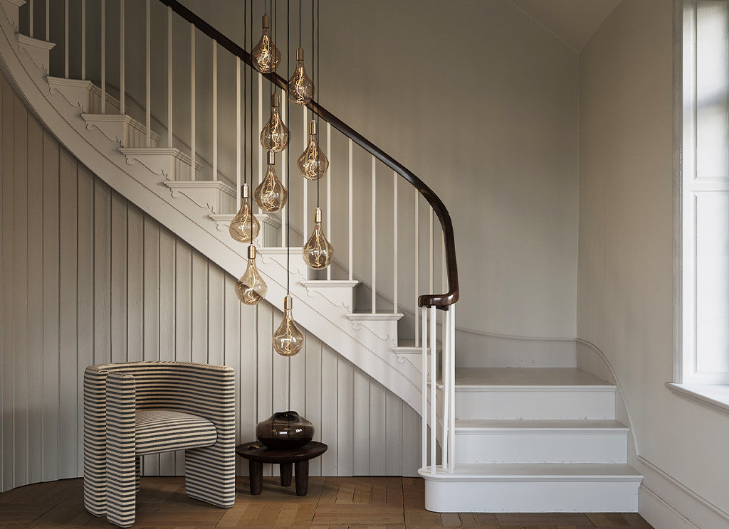 Our 5 Favorite Staircase Displays