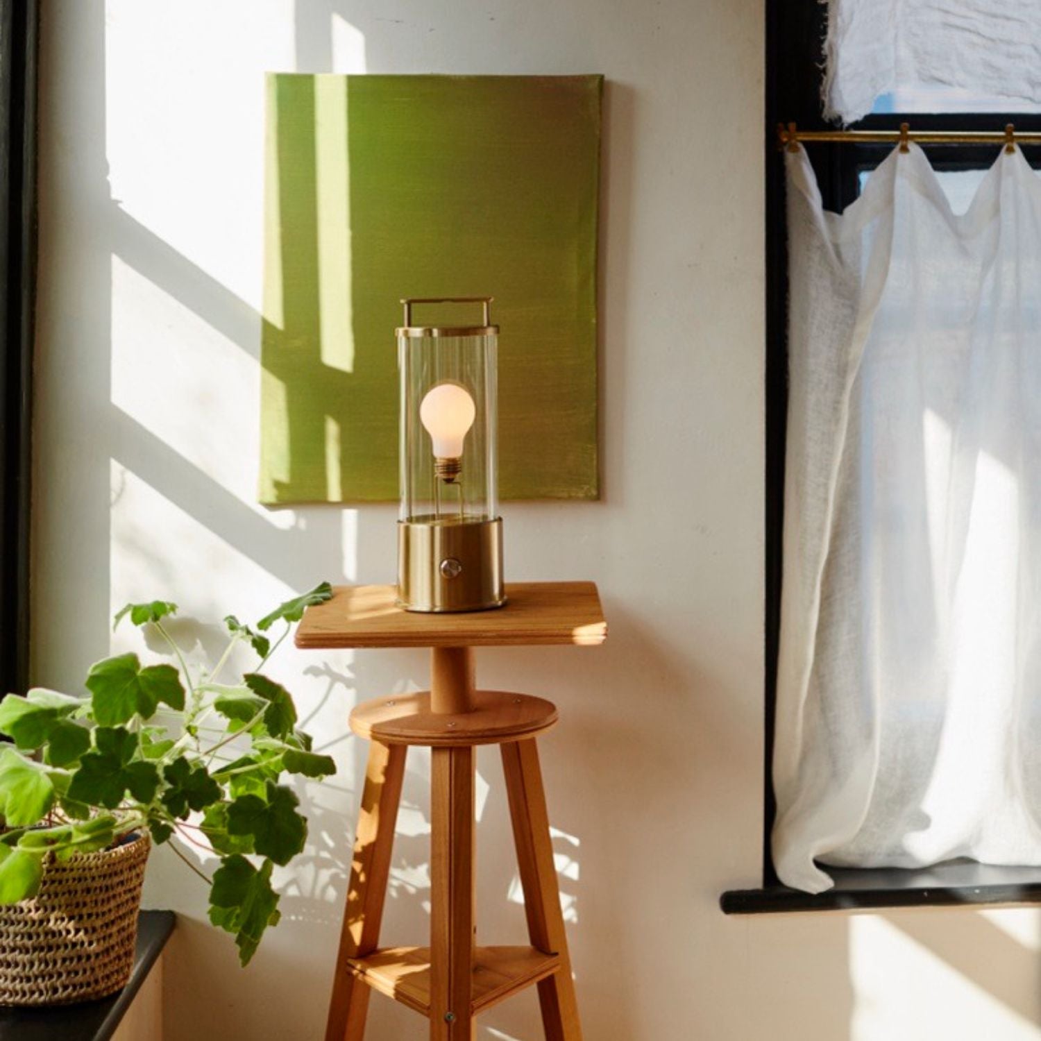 The Muse Portable Lamp in Solid Brass | Special Edition | Table
