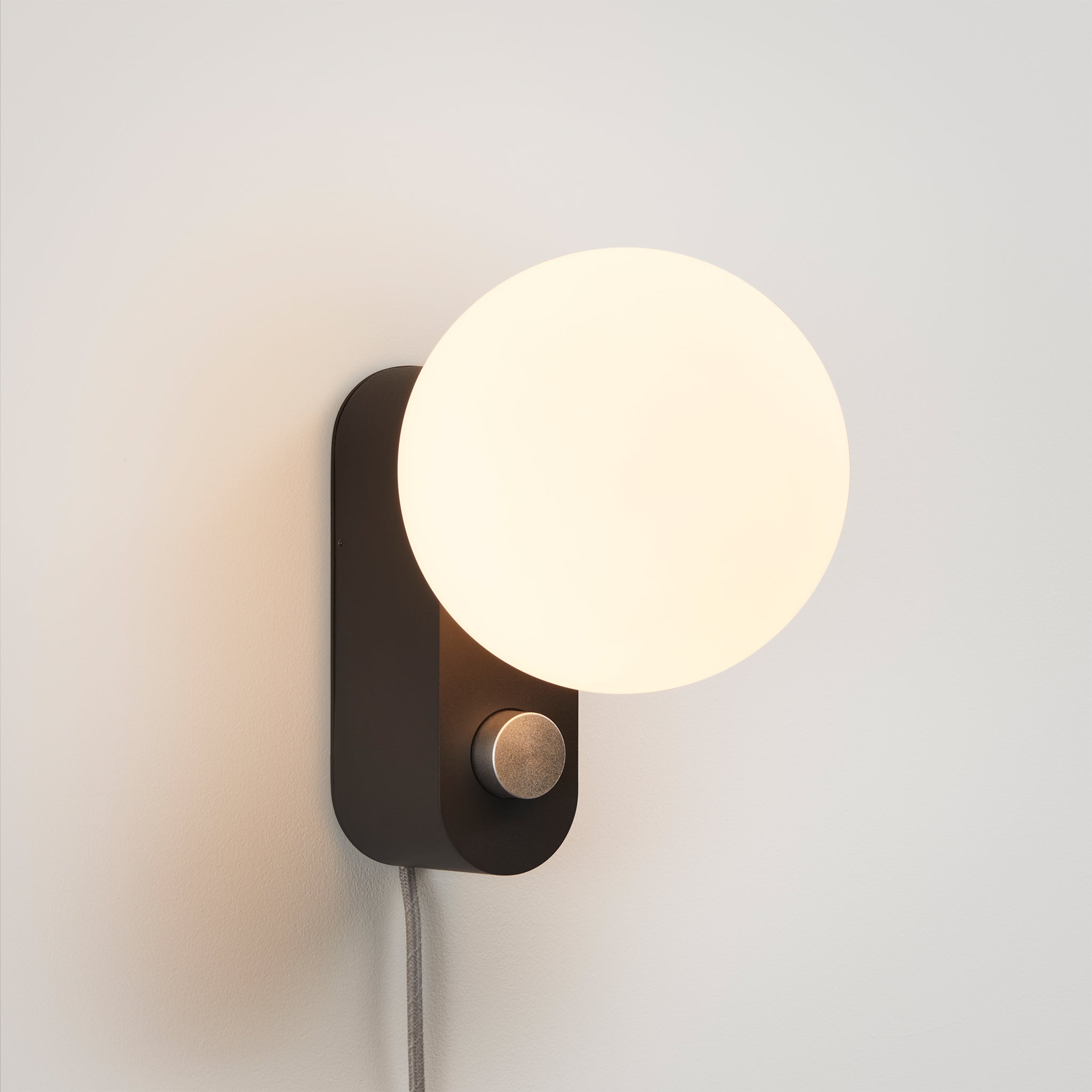 Alumina Multi-Use Lamp