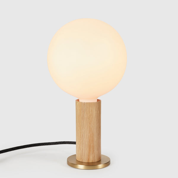 Sphere touch lamp outlet