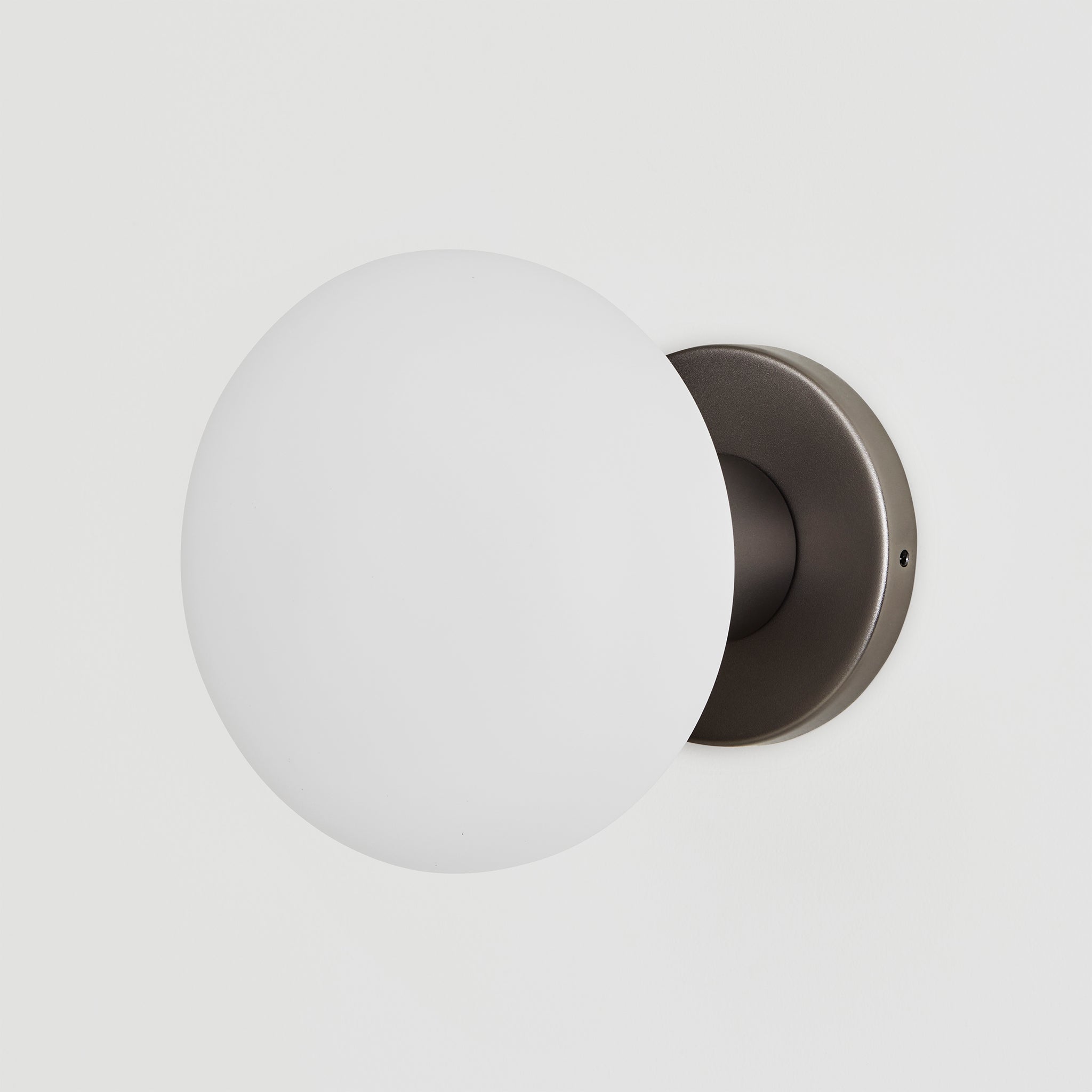 Lochan Wall Light in Graphite - Thumbnail 5